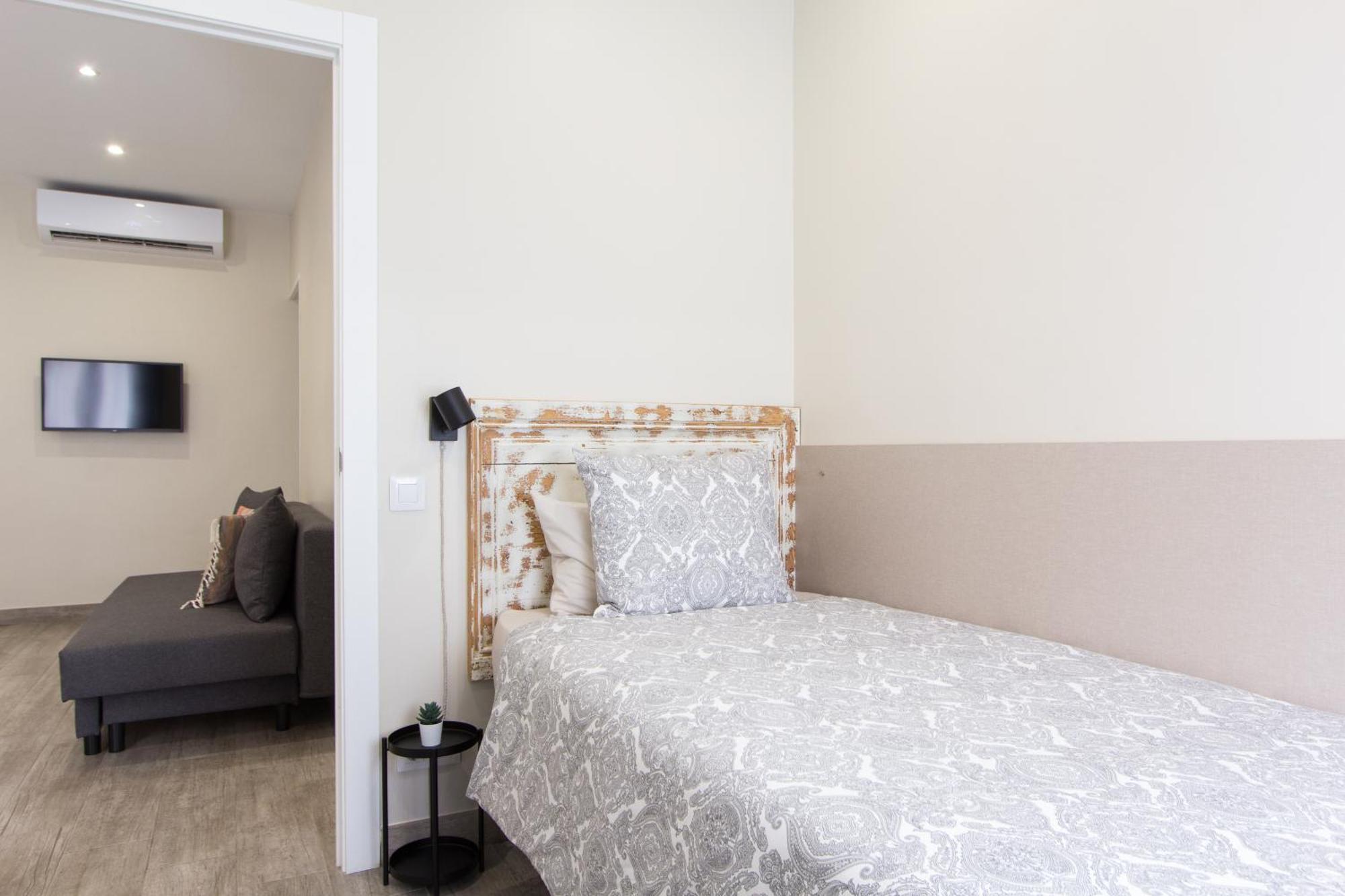 Novus Homes Barcelona Santa Eulalia L'Hospitalet de Llobregat Eksteriør billede