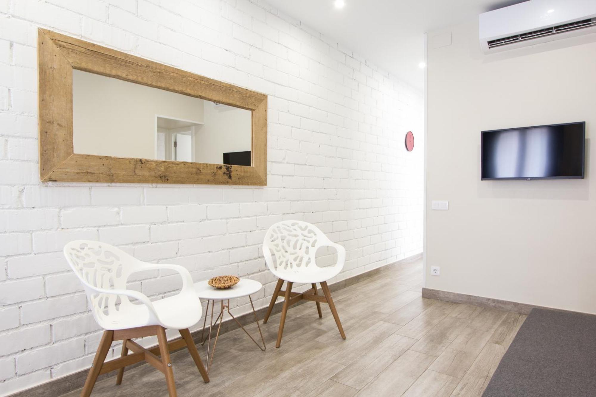 Novus Homes Barcelona Santa Eulalia L'Hospitalet de Llobregat Eksteriør billede